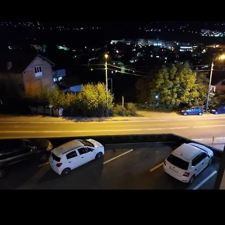 Bare Free Parking * Σαράγεβο